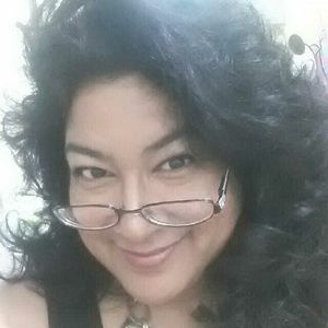 Meet your Posher, Noemi